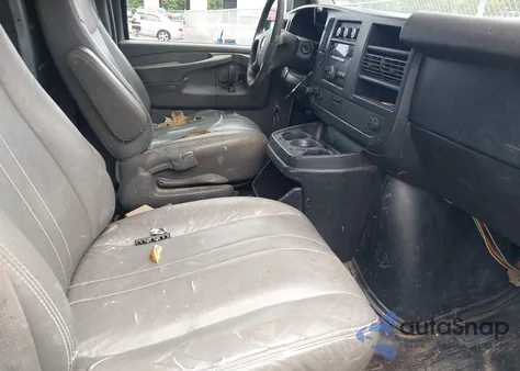 2014 Chevrolet Express 1500 Work Van из США, поврежденный, VIN 1GCSGAFX3E1109746